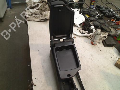 Armrest / Center console BMW 1 (E81) 116 d | BP21914657I20 