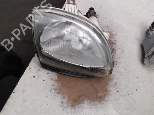 Used Right headlight FIAT SEICENTO / 600 (187_) 1.1 (187AXB, 187AXB1A, 187AXC1A02) (54 hp) 21941188