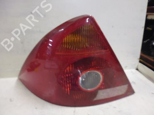 Used Left taillight FORD MONDEO III Saloon (B4Y) 1.8 16V (110 hp) 21905979