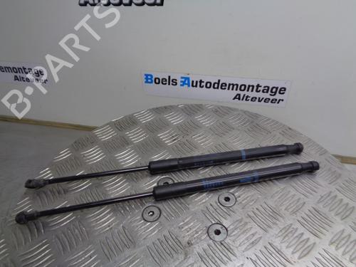 Used Tailgate lift support TOYOTA YARIS (_P13_) 1.0 (KSP130_, KSP130) (69 hp) 23012561