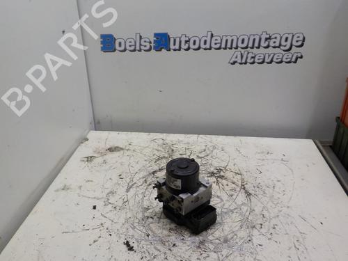 Used ABS pump KIA CARENS III MPV (UN) 2.0 CVVT (144 hp) 23008251