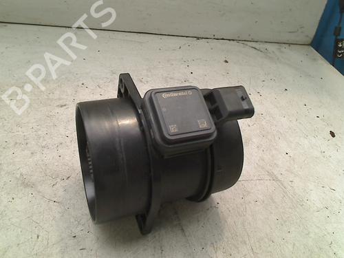 Used Mass air flow sensor MERCEDES-BENZ VITO Bus (W638) 110 CDI 2.2 (638.194) (102 hp) 21916729