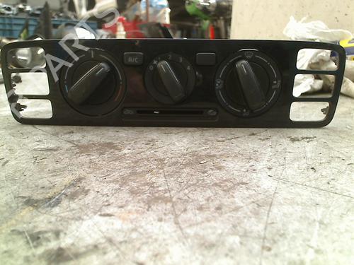 Used Climate control VW UP! (121, 122, BL1, BL2, BL3, 123) 1.0 (60 hp) 21931162