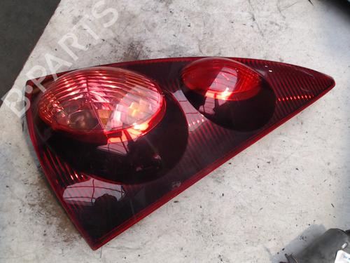 Used Right taillight PEUGEOT 107 (PM_, PN_) 1.0 (68 hp) 21938729
