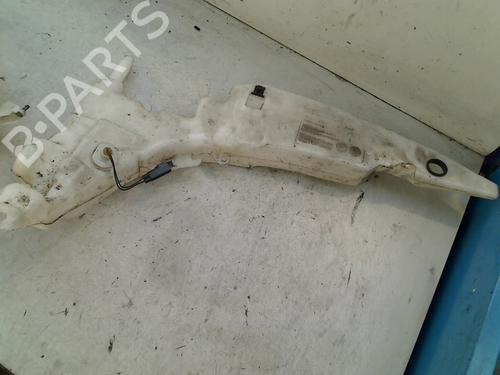Used Windscreen washer tank FORD FOCUS I Turnier (DNW) 1.6 16V (100 hp) 21916860