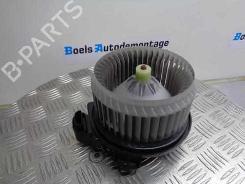 Used Heater blower motor TOYOTA YARIS (_P13_) 1.0 (KSP130_, KSP130) (69 hp) 23011343