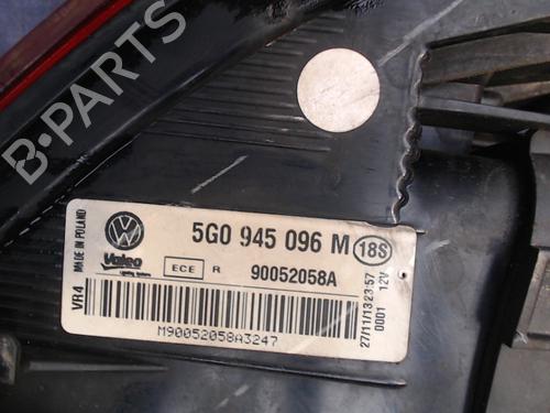 Right taillight VW GOLF VII (5G1, BQ1, BE1, BE2) 1.4 GTE Hybrid | BP21937721C35 