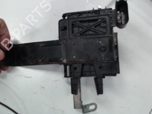 Fuse box VW GOLF IV (1J1) 1.6 | BP21936642E1 