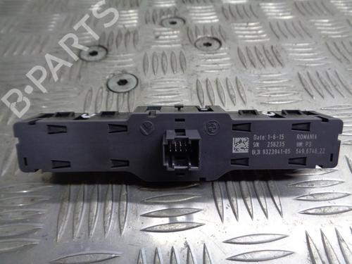 Switch BMW 2 Active Tourer (F45) 220 d | BP23011737I30 
