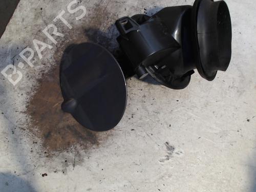 Used Fuel flap FORD FOCUS III Turnier 1.0 EcoBoost (125 hp) 21937819