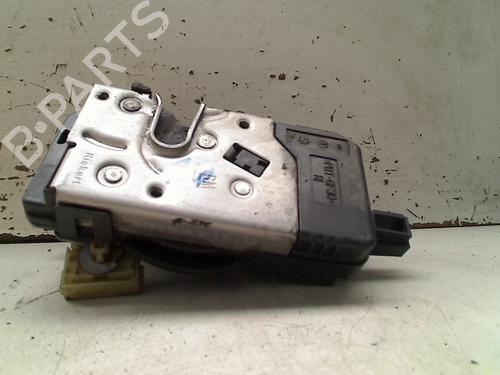 Used Front right lock OPEL VECTRA C GTS (Z02) 2.2 16V (F68) (147 hp) 21934612