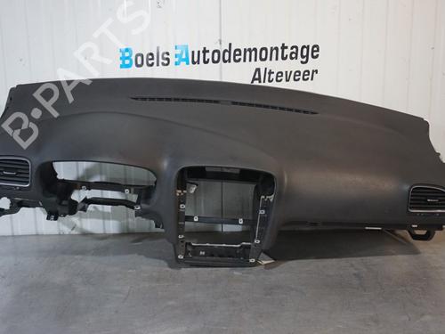 Used Dashboard VW GOLF VI (5K1) 1.6 TDI (105 hp) 23019707