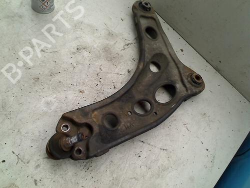 Used Right front suspension arm OPEL VIVARO A Van (X83) 2.0 CDTI (F7) (114 hp) 21915186