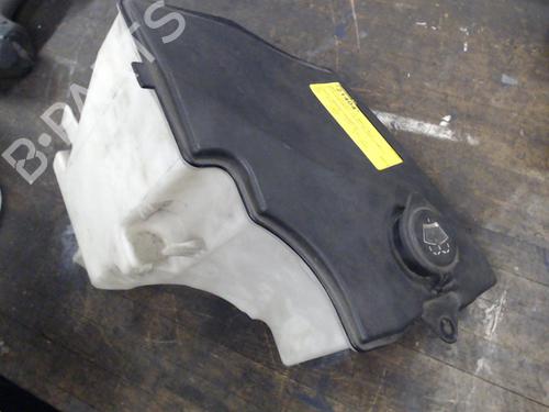 Used Windscreen washer tank BMW X3 (E83) 3.0 d (204 hp) 21939603