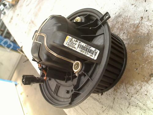 Used Heater blower motor MERCEDES-BENZ A-CLASS (W169) A 180 CDI (169.007, 169.307) (109 hp) 21934503