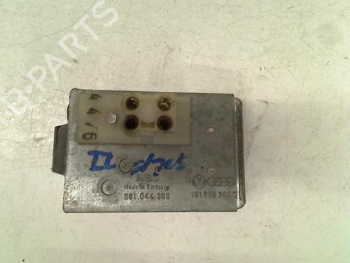 Used Heater resistor VW GOLF II (19E, 1G1) 1.3 Cat (55 hp) 21933466