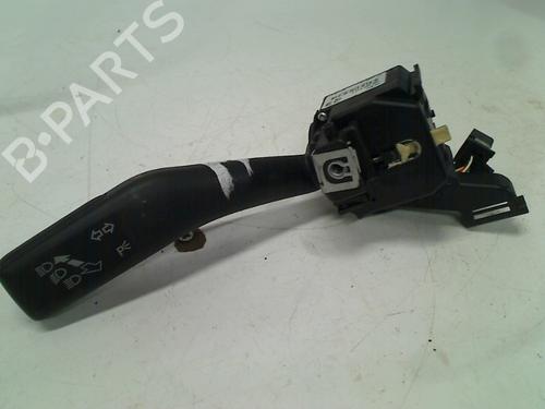 Used Steering column stalk VW GOLF VI (5K1) 1.2 TSI (105 hp) 21928736