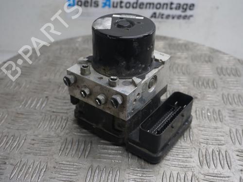 Used ABS pump FORD FOCUS III Turnier 1.6 TDCi ECOnetic (105 hp) 23018720