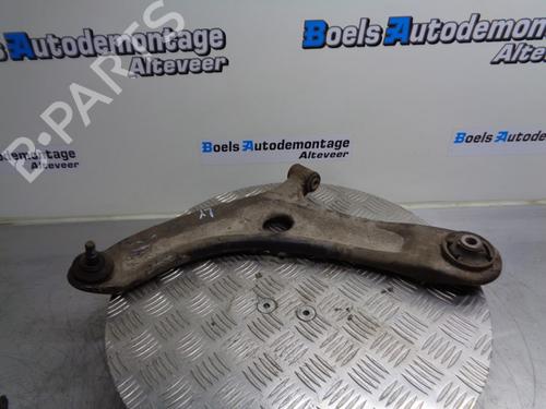 Used Left front suspension arm HYUNDAI i20 I (PB, PBT) 1.2 (78 hp) 23010752