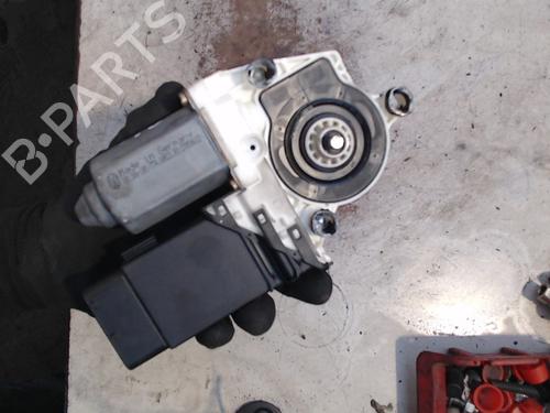 Used Right front window motor VW GOLF IV (1J1) 1.6 16V (105 hp) 21936749