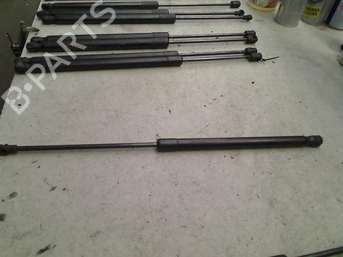 Used Tailgate lift support RENAULT LAGUNA I (B56_, 556_) 1.8 (95 hp) 21916755