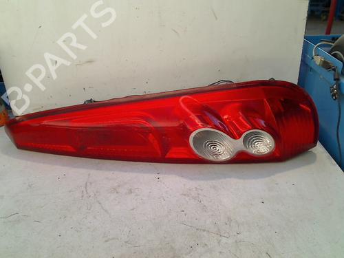 Used Right taillight FORD FIESTA V (JH_, JD_) 1.4 16V (80 hp) 21913946
