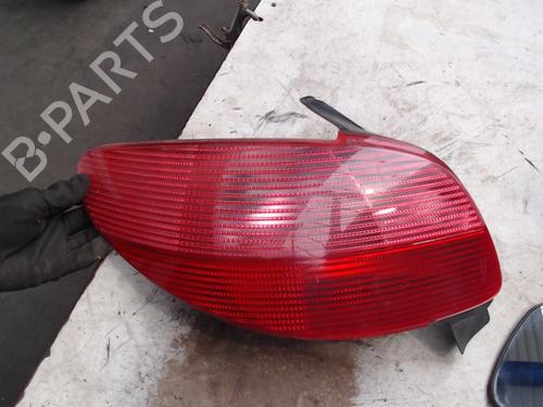 Used Left taillight PEUGEOT 206 Hatchback (2A/C) 1.6 16V (109 hp) 21939843