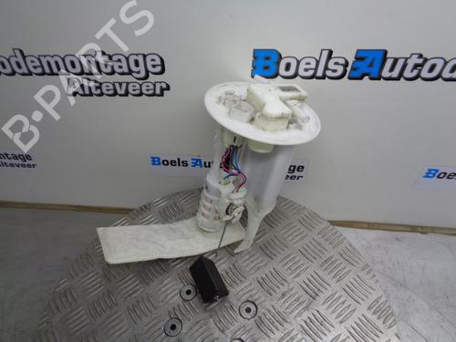 Used Fuel pump TOYOTA YARIS (_P13_) 1.0 (KSP130_, KSP130) (69 hp) 23012548