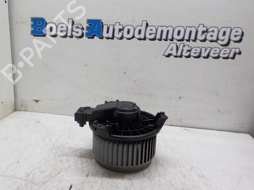 Varmeblæser SUZUKI SWIFT III (MZ, EZ) 1.3 (RS413, ZC11S) (92 hp) 23009041