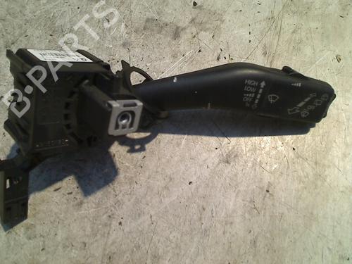 Used Steering column stalk VW GOLF VI (5K1) 1.4 TSI (122 hp) 21922256