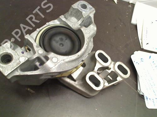 Engine mount MERCEDES-BENZ CLA Coupe (C117) CLA 220 CDI 4-matic (117.305) | BP21910953M89 
