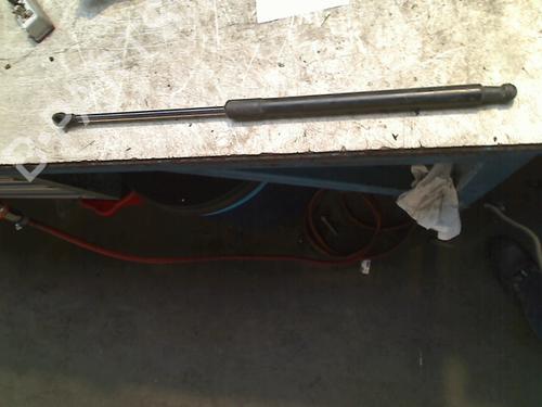 Used Tailgate lift support AUDI A4 B7 Avant (8ED) 2.0 TDI (163 hp) 21923132