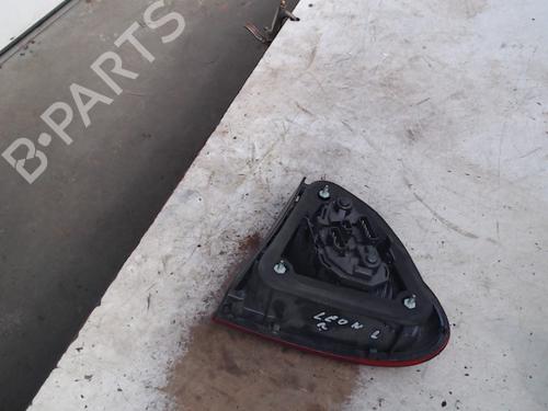 Left taillight SEAT LEON (1M1) 1.4 16V | BP21939159C34 
