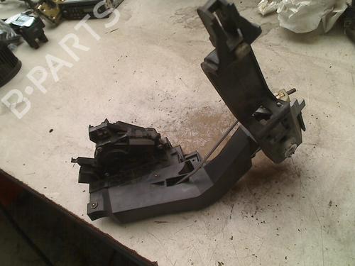 Used Front left lock FORD FOCUS I Turnier (DNW) 1.6 16V (100 hp) 21934722