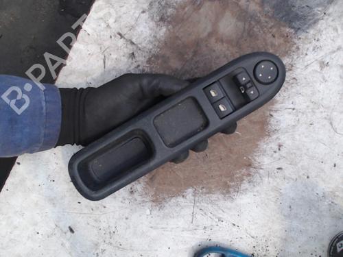 Used Switch PEUGEOT 407 (6D_) 2.0 (6DRFNB, 6DRFNE) (136 hp) 21941158