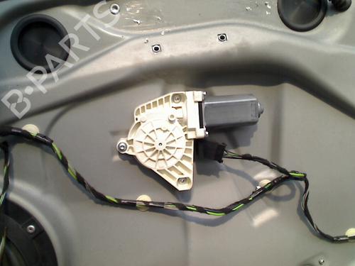 Used Front right window mechanism MERCEDES-BENZ A-CLASS (W169) A 170 (169.032, 169.332) (116 hp) 21912724