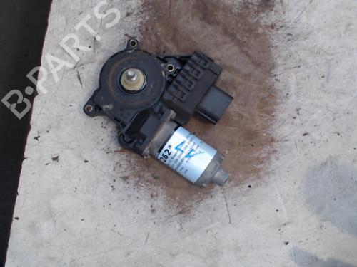 Used Left front window motor FORD MONDEO III Turnier (BWY) 2.0 16V (146 hp) 21939195