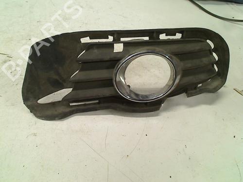 Used Grille MERCEDES-BENZ C-CLASS (W204) C 180 CGI (204.049) (156 hp) 21929348