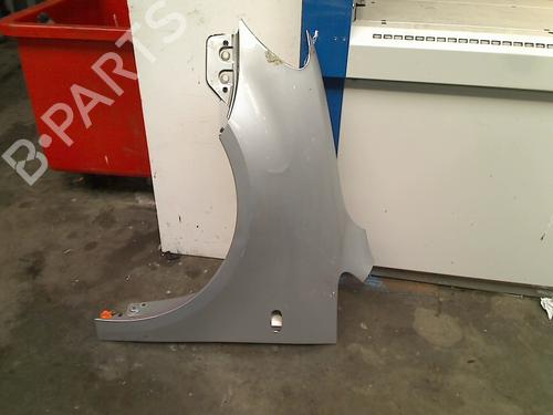 Used Left front fenders VW TOURAN (1T1, 1T2) 1.6 (102 hp) 21918040