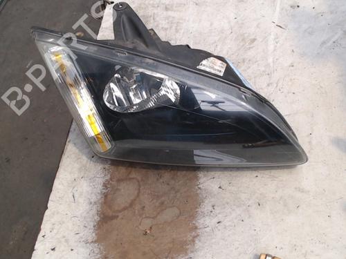 Used Right headlight FORD FOCUS II (DA_, HCP, DP) 1.6 (100 hp) 21940666