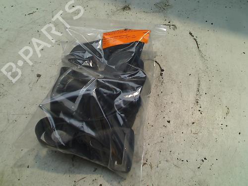 Used Front right seatbelt OPEL MERIVA A MPV (X03) 1.3 CDTI (E75) (75 hp) 21918003