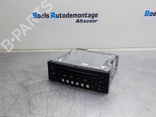 Bilradio CITROËN C3 II (SC_) 1.4 (73 hp) 23010096