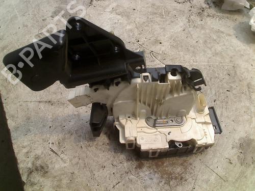 Used Front left lock MERCEDES-BENZ C-CLASS T-Model (S204) C 220 CDI (204.202) (170 hp) 21931891