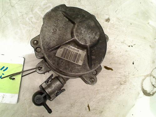 Used Vacuum pump RENAULT MEGANE II (BM0/1_, CM0/1_) 2.0 dCi (BM1K, CM1K) (150 hp) 21930135
