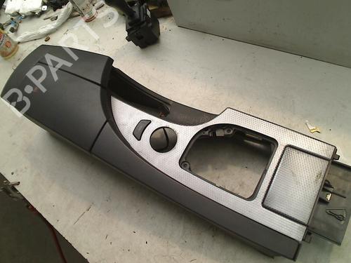 Used Armrest / Center console BMW 5 Touring (E61) 520 d (163 hp) 21914661
