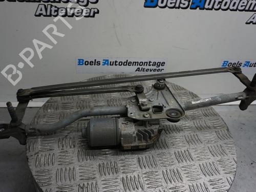 Used Front wipers mechanism VOLVO V70 III (135) 2.0 T (203 hp) 23017540