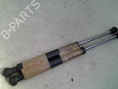 Used Tailgate lift support RENAULT MEGANE I Classic (LA0/1_) 1.6 16V (LA00, LA04, LA0B, LA11, LA16, LA19, LA1J, LA1K,... (107 hp) 21914889