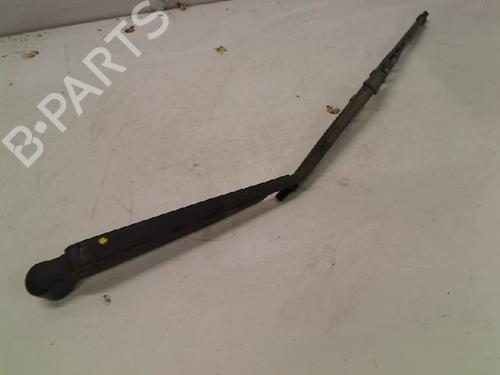 Used Rear windshield wiper arm SUBARU VIVIO 660 4WD (KK4, KW4) (44 hp) 21915685