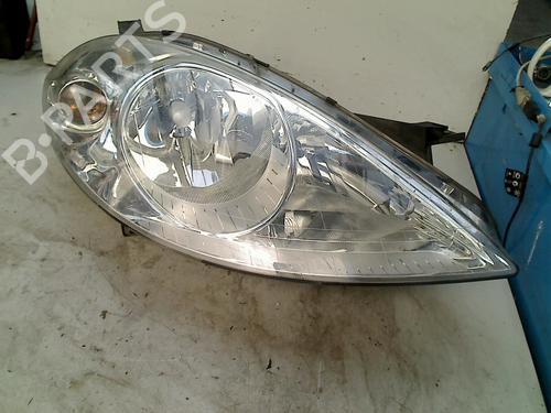 Used Right headlight MERCEDES-BENZ A-CLASS (W169) A 150 (169.031, 169.331) (95 hp) 21920480