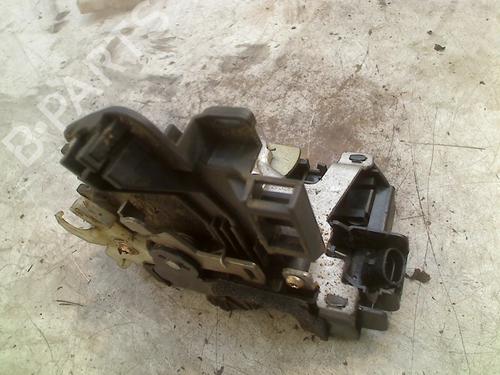 Used Front left lock VW POLO (9N_, 9A_) 1.4 16V (75 hp) 21932673